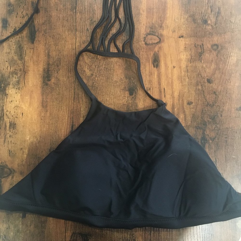 LuluLemon High-necked Bikini Top